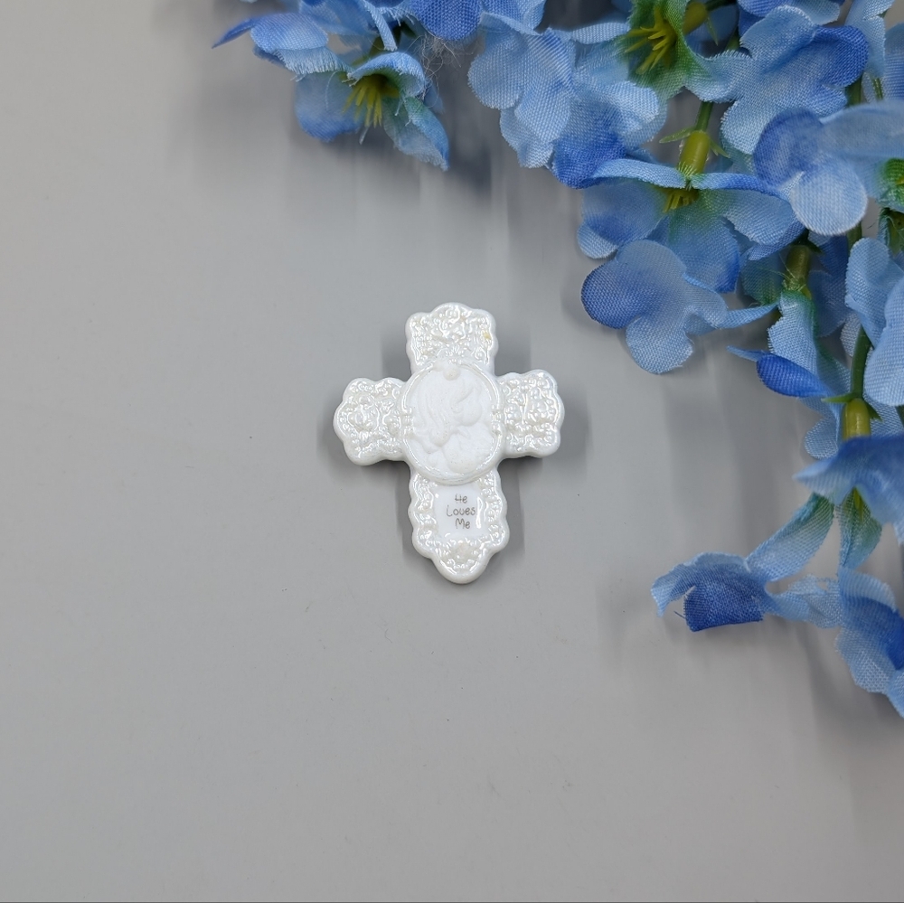 Gorgeous Porcelain Cross Vintage Brooch